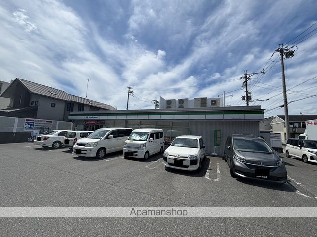コンビニ　ファミリーマート城西病院前店（コンビニ）まで419m