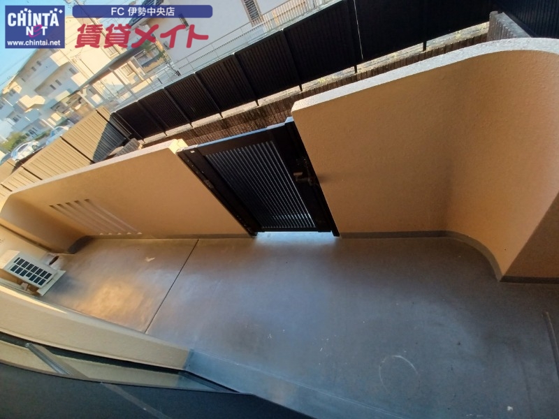 バルコニー　同物件別部屋参考写真です。
