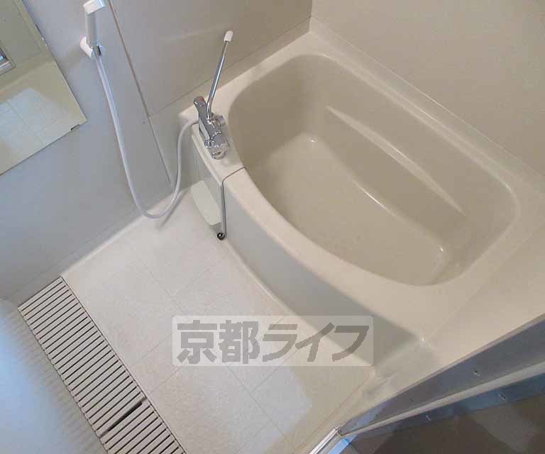 バス・シャワールーム　ゆったりバスルーム！