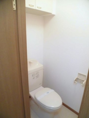 トイレ　トイレもきれいです