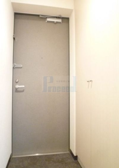 玄関　※別部屋参考写真※現況優先です