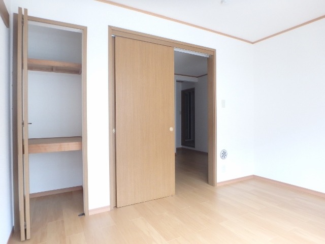 収納　図面と現状に相違がある場合には現状を優先