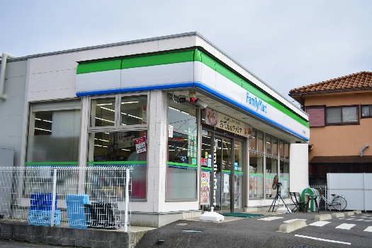 コンビニ　ファミリーマート 平塚入野店（コンビニ）まで1102m