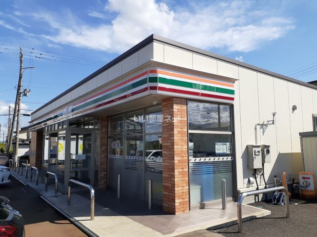 コンビニ　セブンイレブン 上越東城店（コンビニ）まで531m
