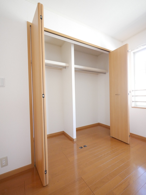 収納　★大きなクローゼットで衣装の多い方も安心ですね★