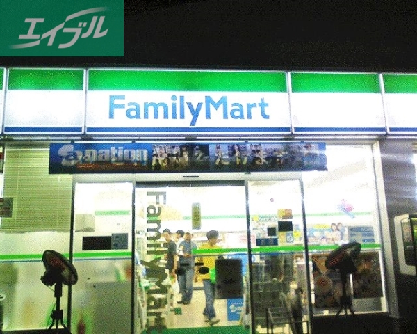 コンビニ　ファミリーマート岡山万倍店（コンビニ）まで160m