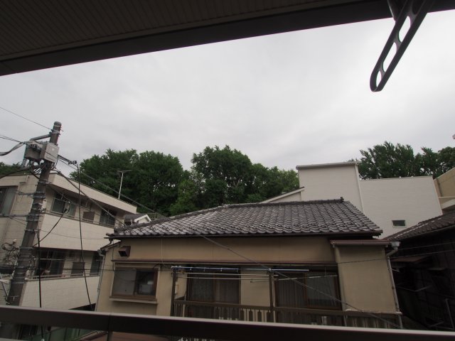 眺望　周辺は落ち着いた住宅街です