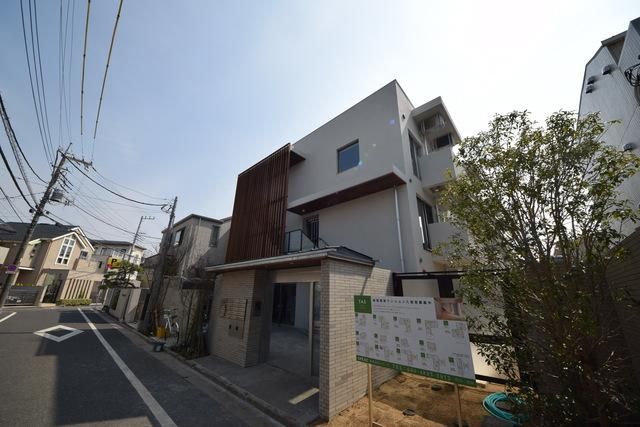 建物外観　★閑静な立地のデザイナーズマンションです★