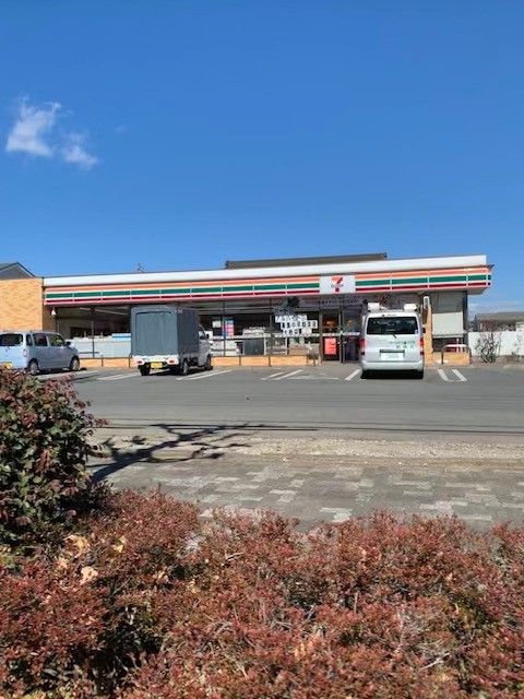 コンビニ　セブンイレブンあきる野増戸店（コンビニ）まで500m