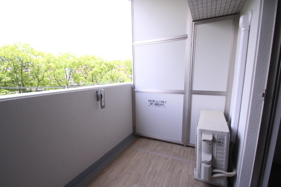 バルコニー　※別部屋の写真です