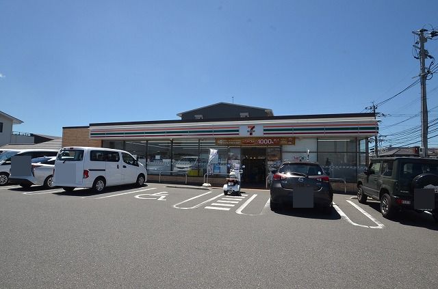 コンビニ　セブンイレブン八幡大浦1丁目店（コンビニ）まで620m