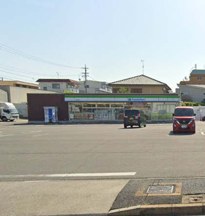コンビニ　ファミリーマート 中村向島店（コンビニ）まで208m