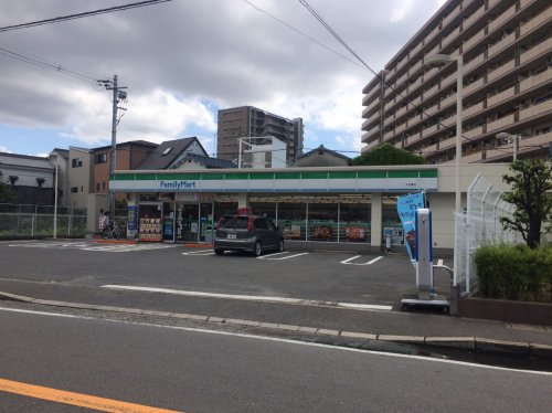 コンビニ　ファミリーマート大日東店（コンビニ）まで543m