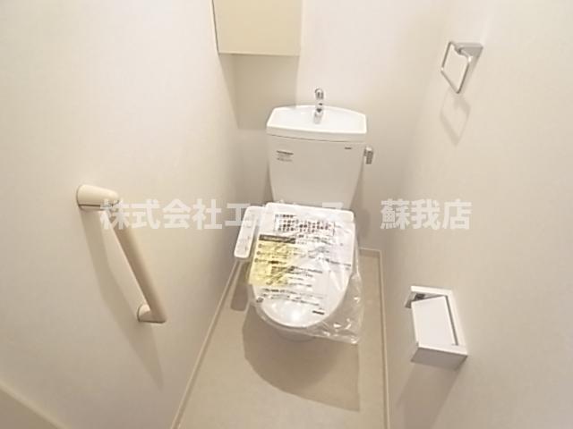 トイレ　落ち着いたトイレです