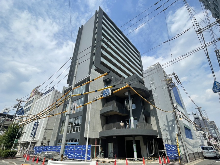 建物外観　建築中