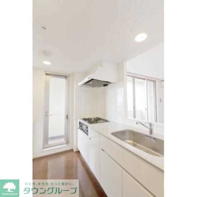 キッチン　※写真は同タイプ住戸です。