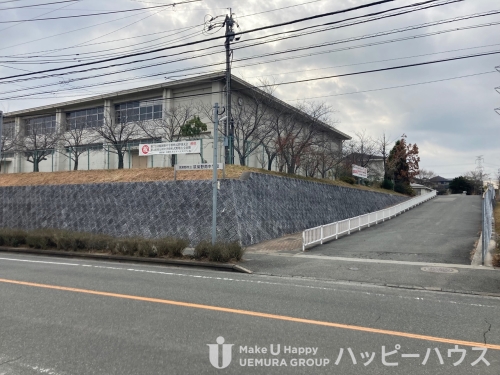 中学校　筑紫野南中学校（中学校）まで666m
