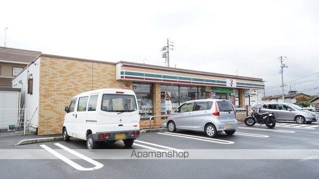 コンビニ　セブンイレブン（コンビニ）まで1697m