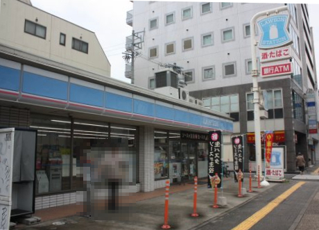 コンビニ　ローソン 上前津駅南店（コンビニ）まで95m