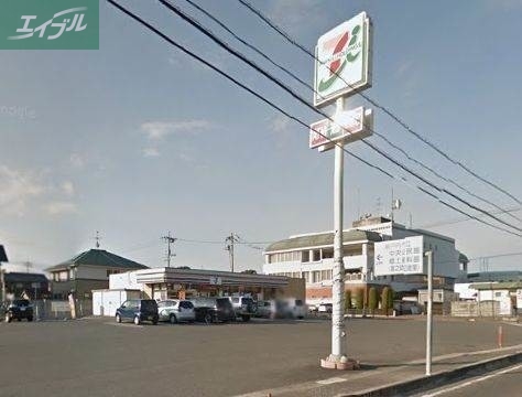 コンビニ　セブンイレブン岡山高屋店（コンビニ）まで910m
