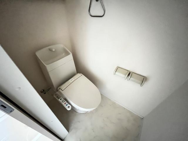 トイレ　シャワー付トイレ