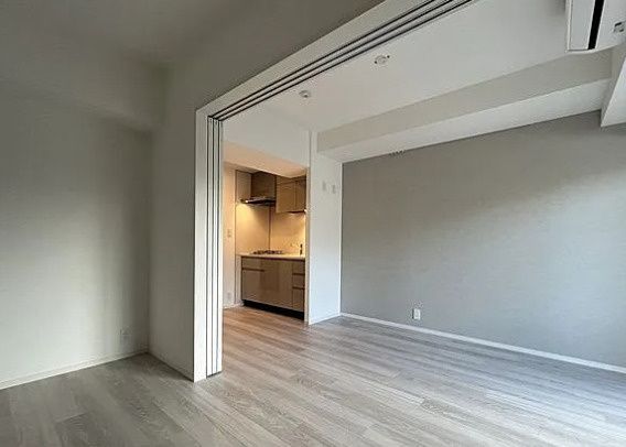 その他部屋・スペース　写真は同タイプ住居、反転タイプです。