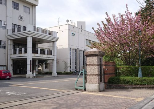 中学校　さいたま市立浦和中学校（中学校）まで277m