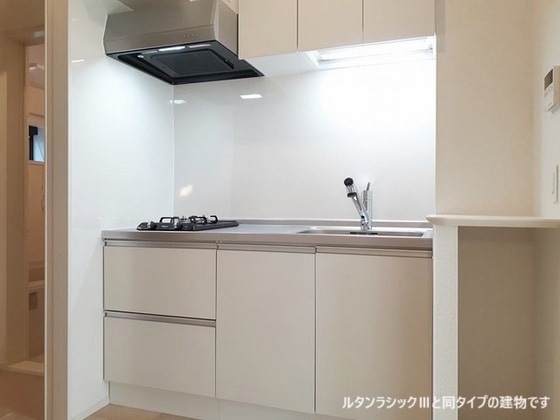 メゾン・セレニテ Cのキッチン写真