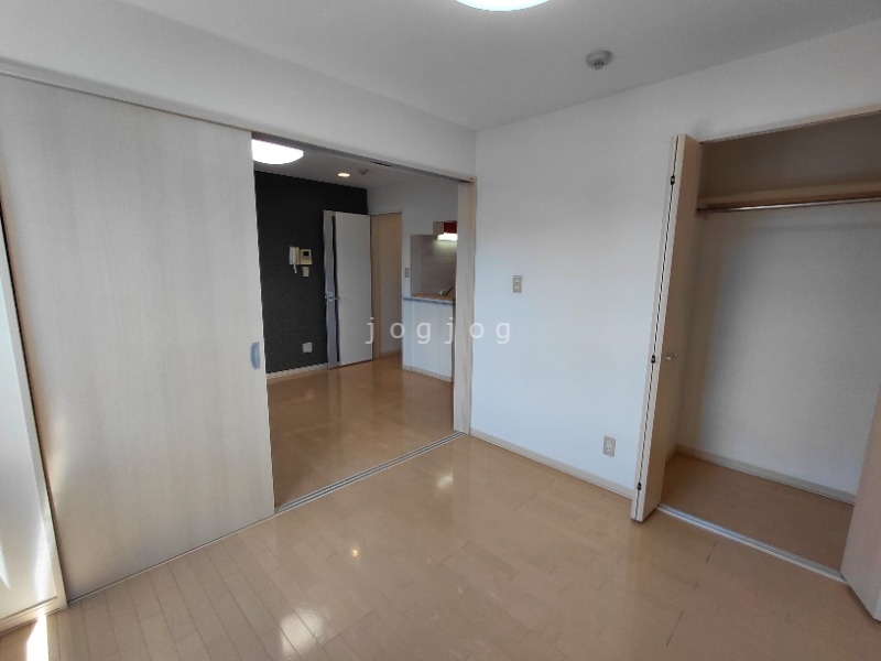 その他部屋・スペース　日当たりの良い明るいお部屋です。
