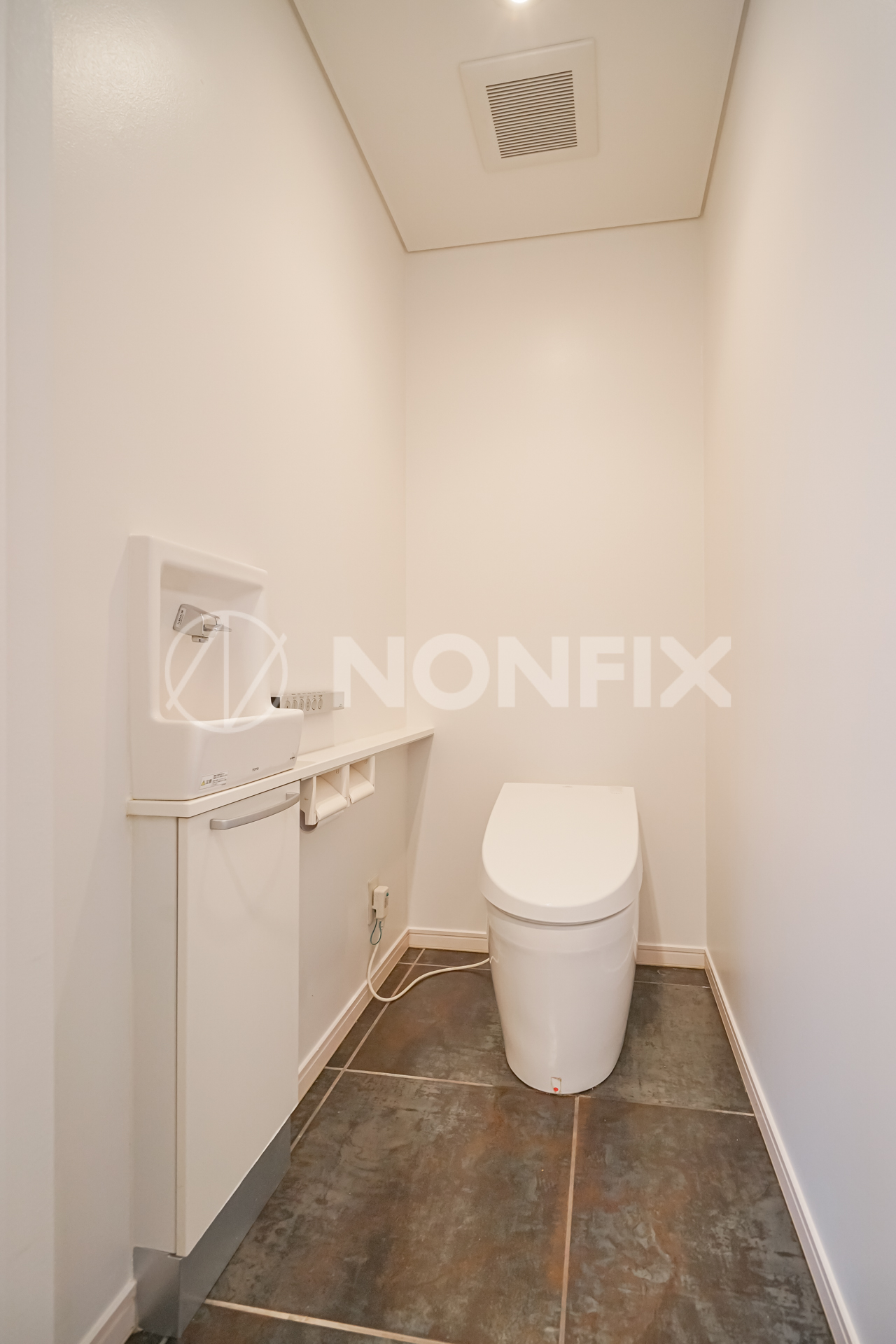 徳原マンションのトイレ写真