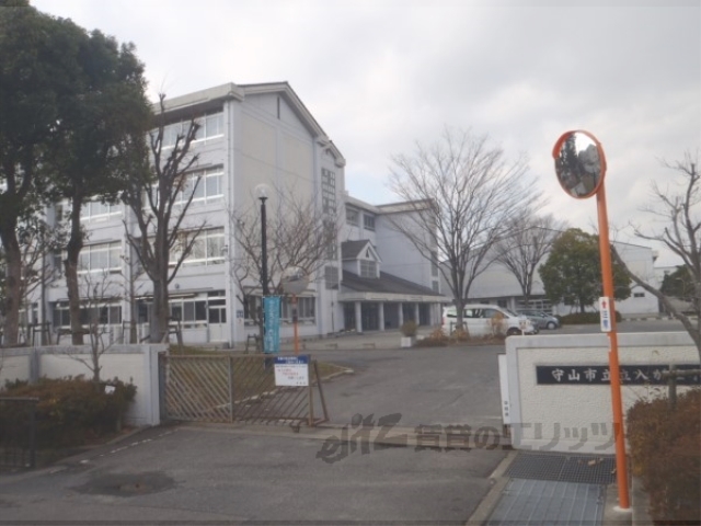小学校　立入が丘小学校（小学校）まで150m