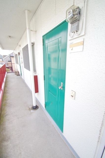 エントランス　★お部屋探しはタウンハウジング稲田堤店まで★