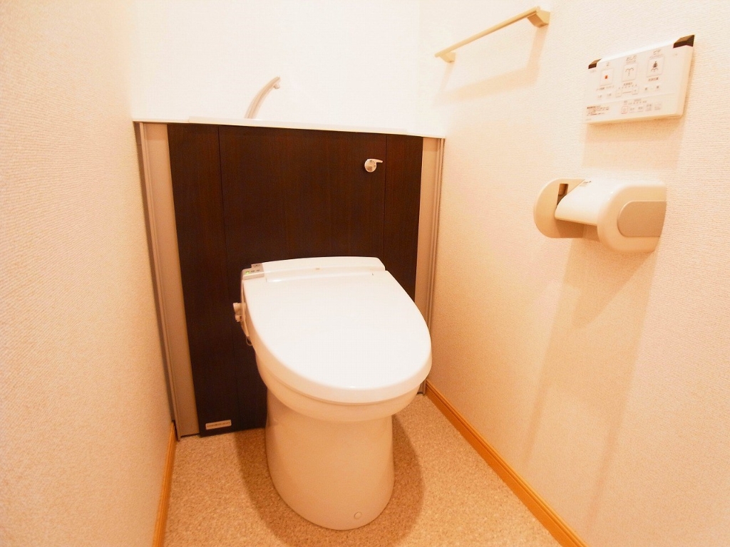 トイレ　別部屋参考写真