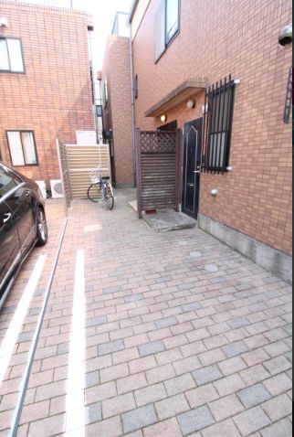 その他　ミレニアムハウス