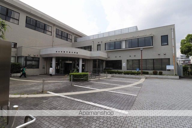 その他　南行徳公民館（その他）まで212m
