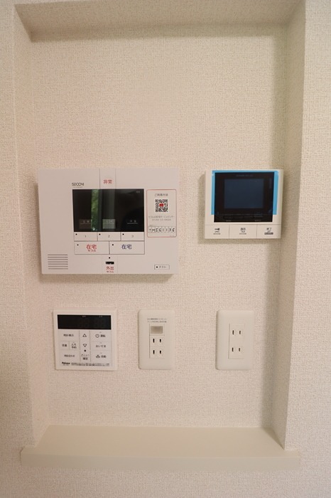 セキュリティ　来訪者の姿が確認できます。