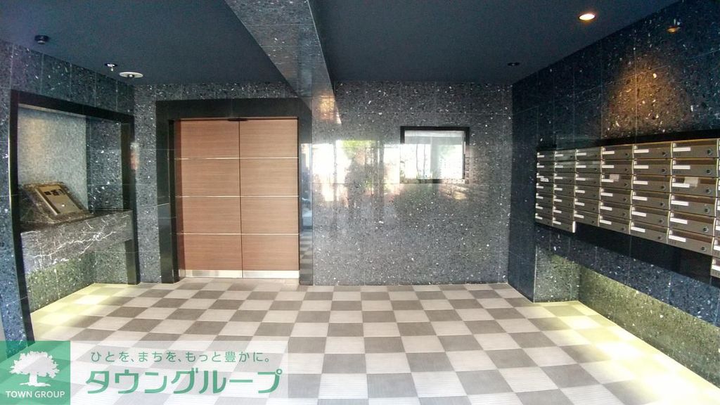 エントランス　エントランス