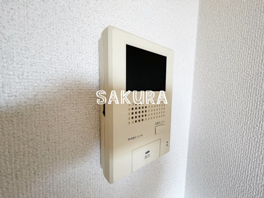セキュリティ　女性の方でも安心のモニター付きインターフォン♪