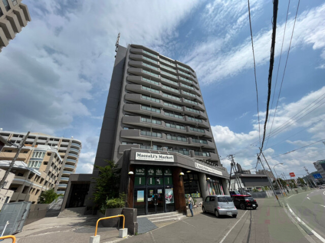 建物外観　札幌市中央区南１８条西「Ｇｕｆｏ伏見」