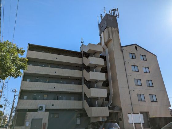 サンシャイン平田の外観写真