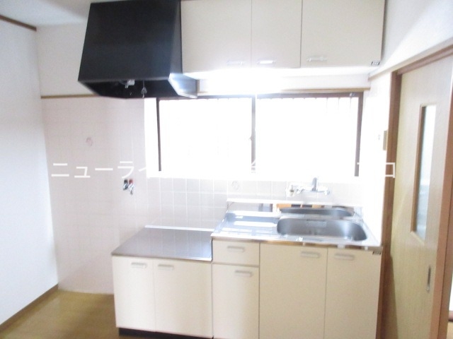 京阪本線 寝屋川市駅 徒歩12分 1階建 築62年のキッチン写真