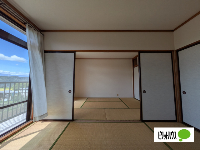 シティハイムロイヤル三田の居間写真
