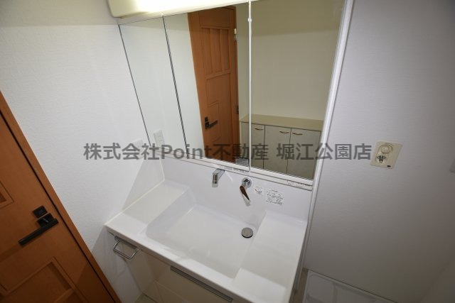 地下鉄長堀鶴見緑地線 谷町六丁目駅 徒歩2分 12階建 築23年の内装写真