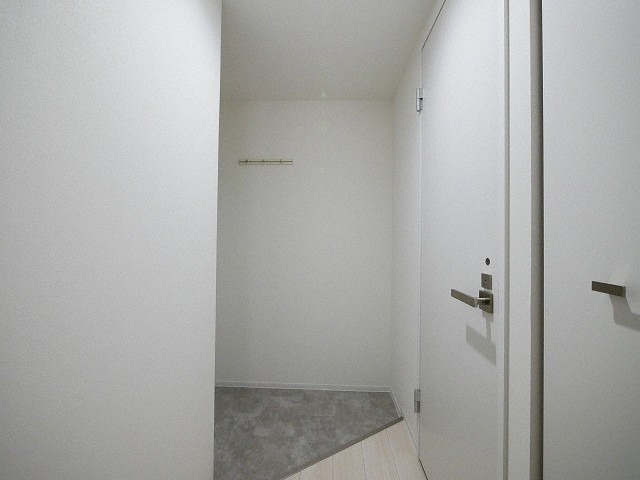 ブランシャール中島公園HDの玄関写真