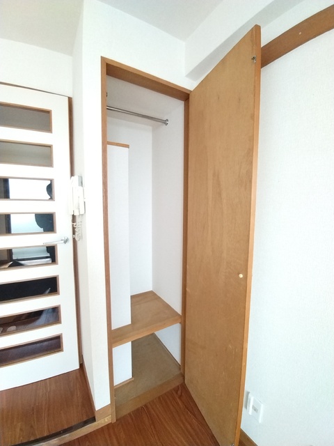 収納　〇お洋服がかけられるクローゼット