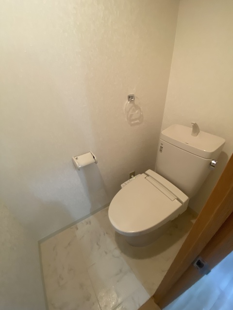 フォルク北千里O棟のトイレ写真