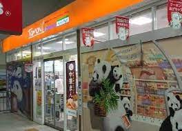 コンビニ　ファミリーマート トモニー江古田駅店（コンビニ）まで348m