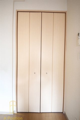 ロイヤルヒルIIの内装写真