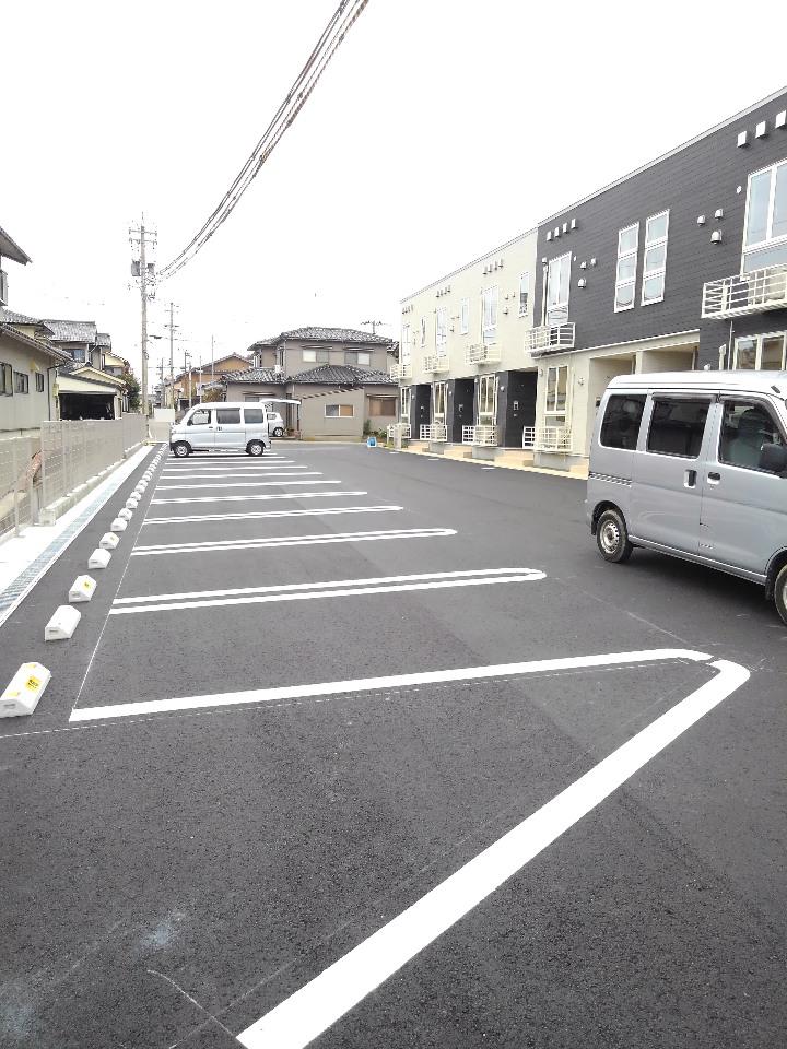 駐車場　2台目もお気軽にお問合せください♪