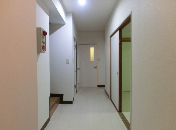 玄関　シンプルな玄関です